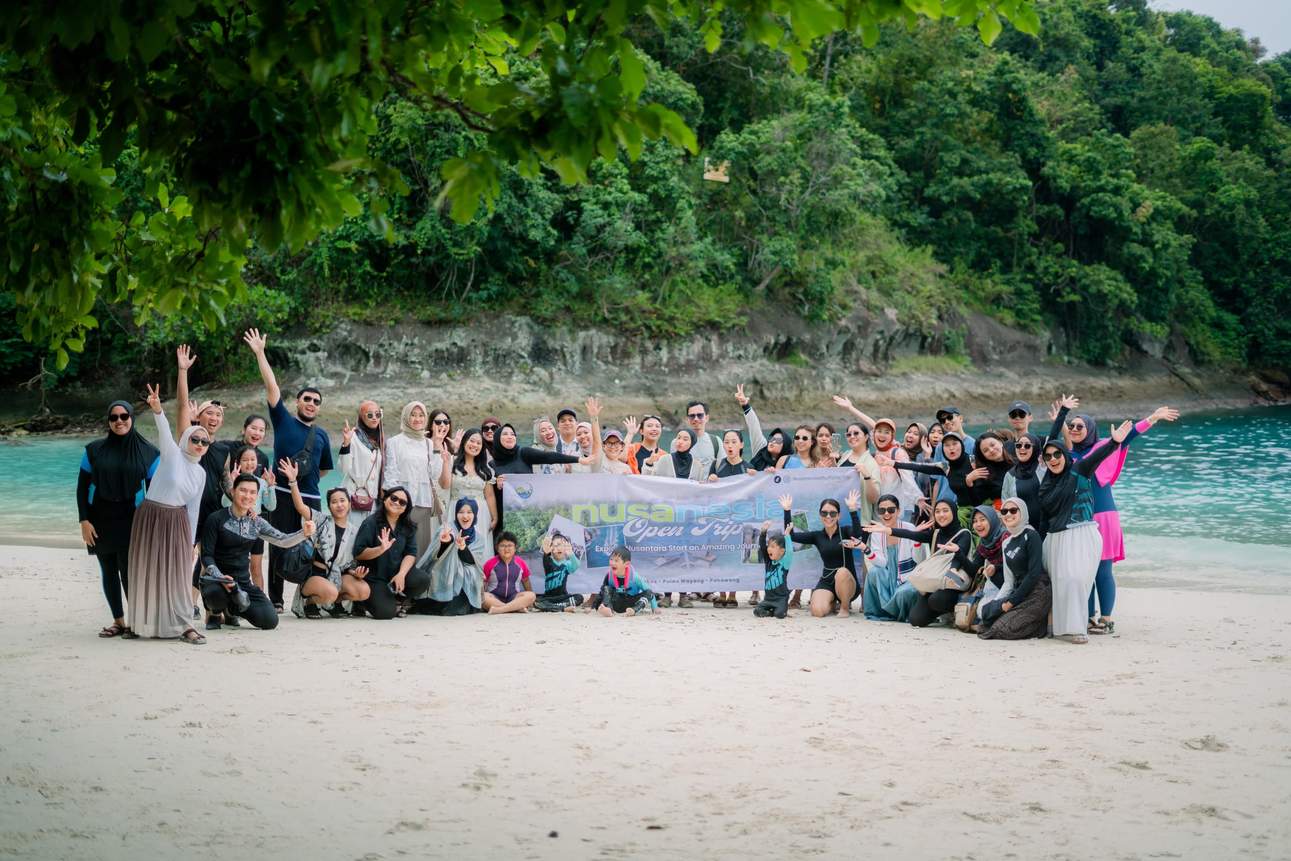 Paket Wisata Nusanesia